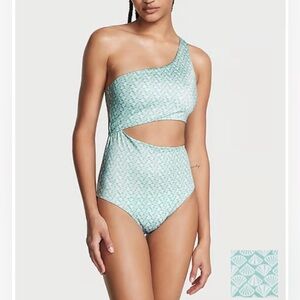 Victoria Secret swim